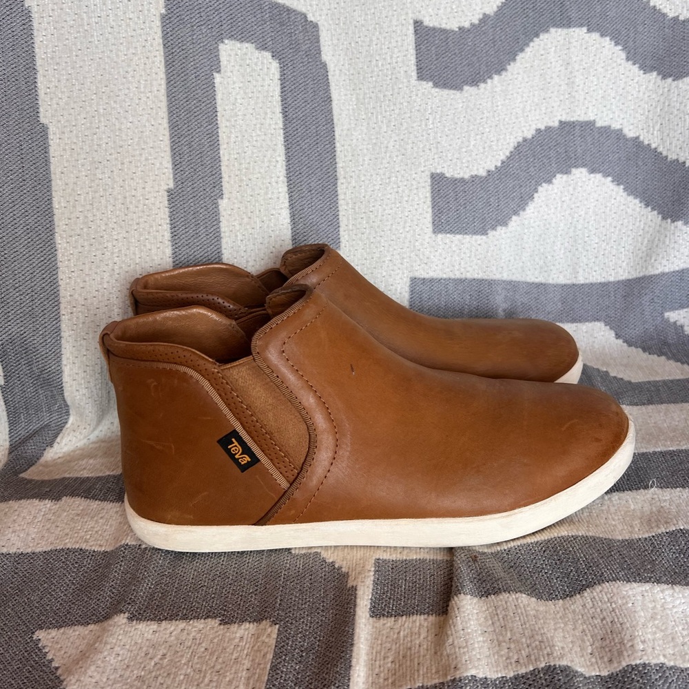 Teva Sz 10 Willow Chelsea Sneaker